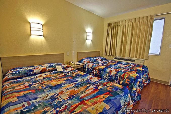 Motel 6-Mcallen, Tx ภายนอก รูปภาพ