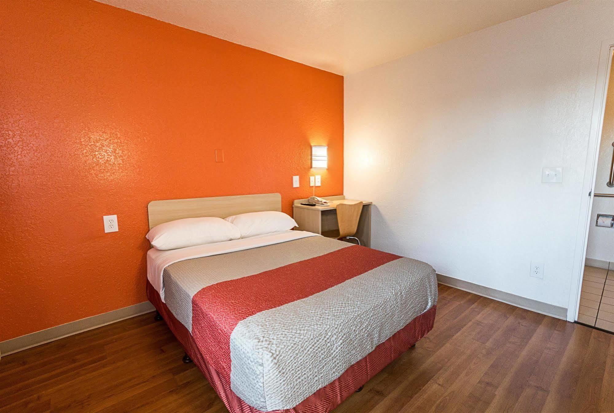 Motel 6-Mcallen, Tx ภายนอก รูปภาพ