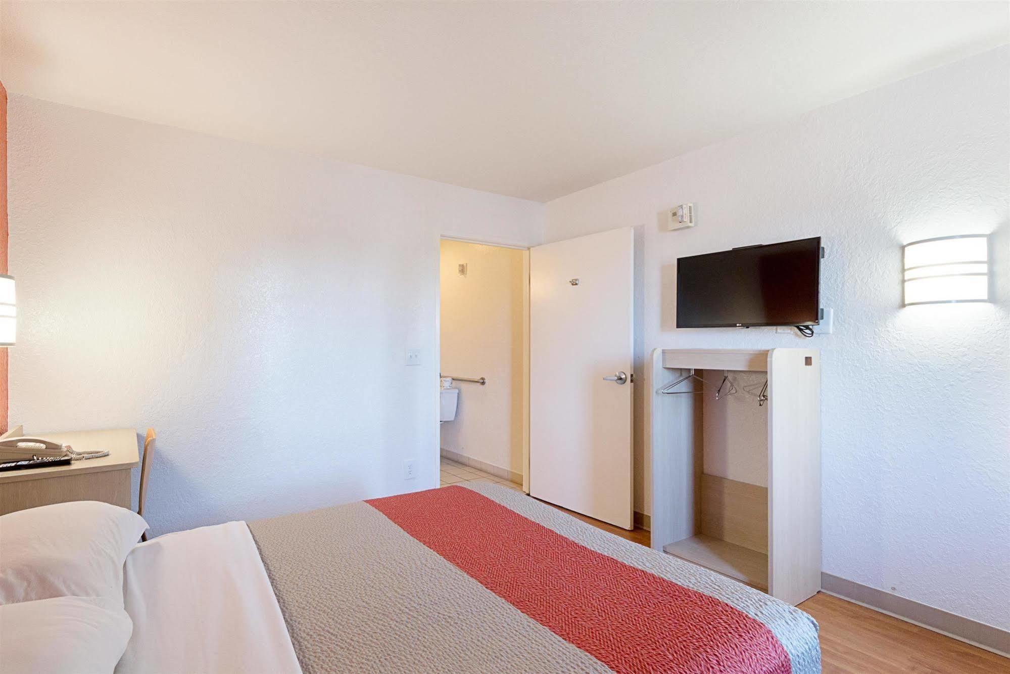 Motel 6-Mcallen, Tx ภายนอก รูปภาพ