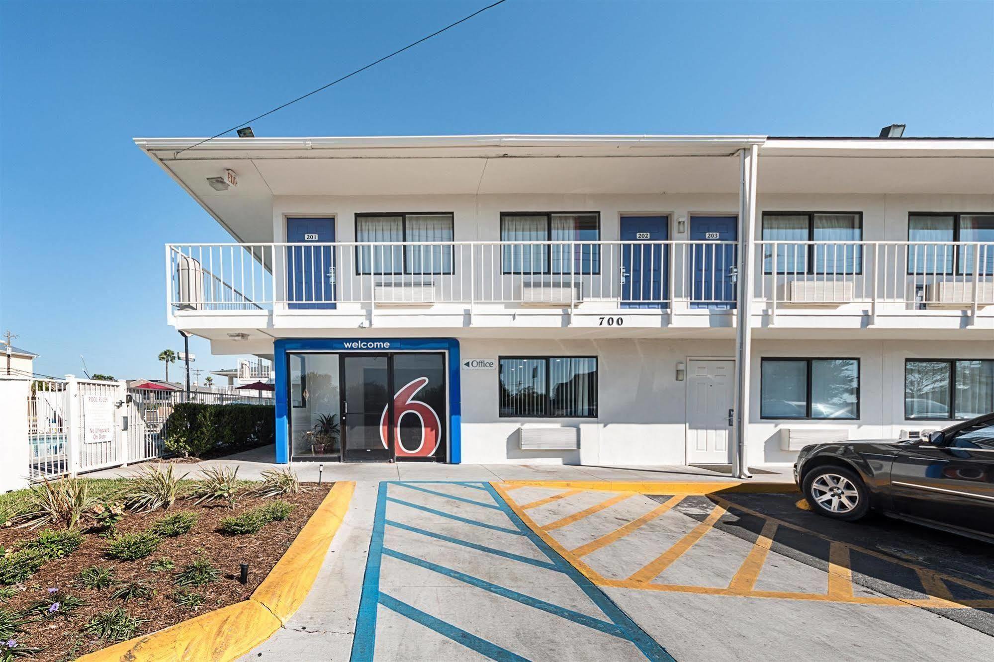 Motel 6-Mcallen, Tx ภายนอก รูปภาพ