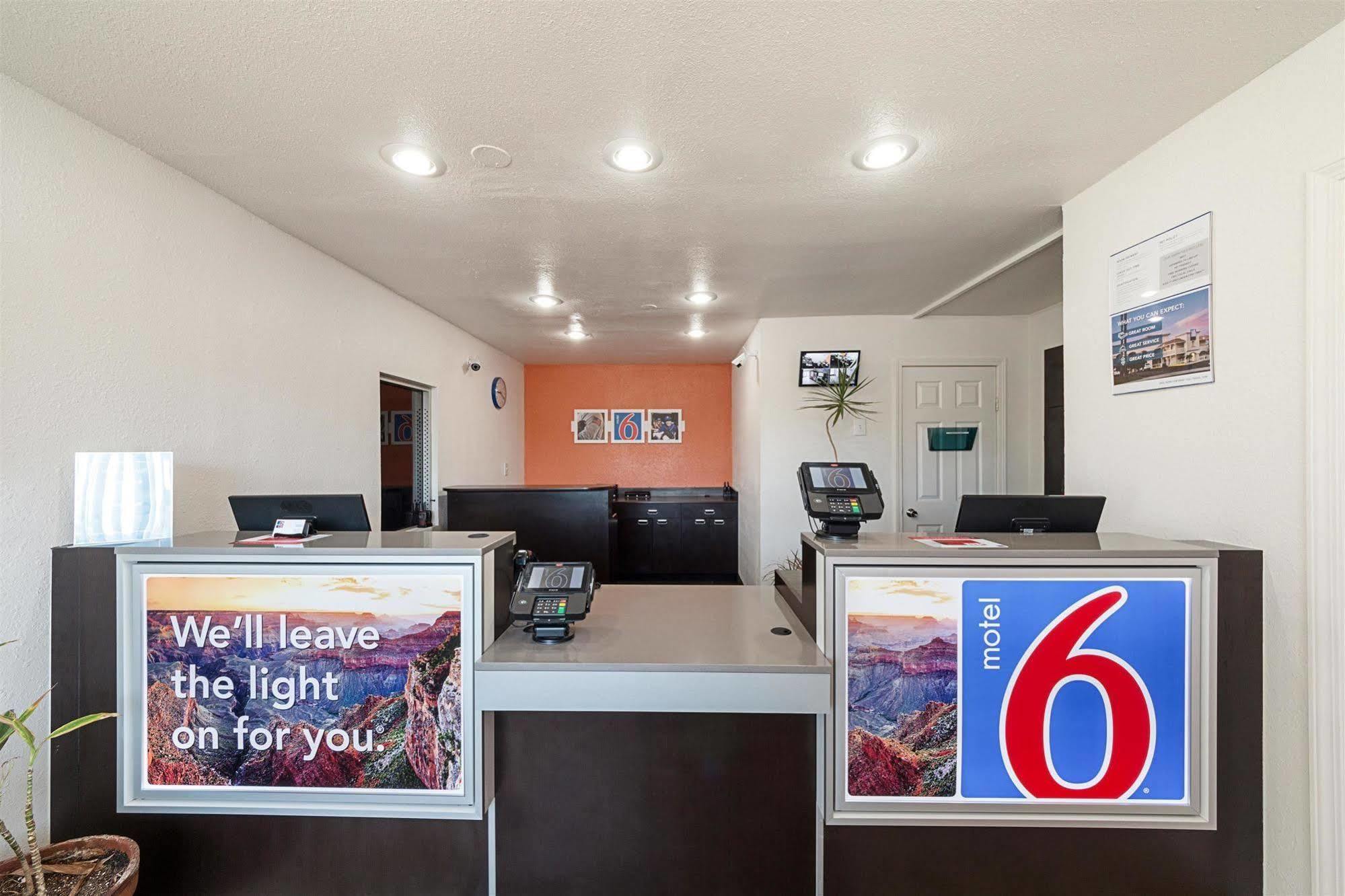 Motel 6-Mcallen, Tx ภายนอก รูปภาพ